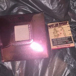 Two mini highlighters